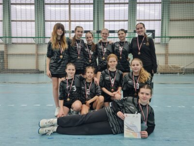 Foto zur Meldung: 3. Platz im Regionalfinale Jugend trainiert für Olympia