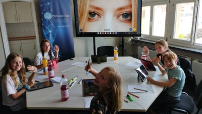 Dreharbeiten zu „kleine Detektive unterwegs (Bild vergrößern)