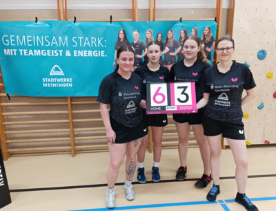 Die erste Mannschaft beim Sieg gegen den ESV Lok Erfurt (v.l.n.r.): Alina Hunger, Lara König, Angelina Barth, Jacqueline Dömming
