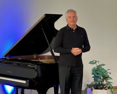 Meldung: Konzert mit dem griechischen Virtuosen Lambis Vassiliadis am 18. Juli 2025 im Plenarsaal Genthin