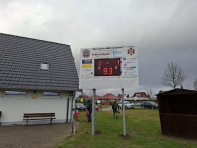 TuS Neukalen spielt Remis gegen Dargun (Bild vergr&ouml;&szlig;ern)