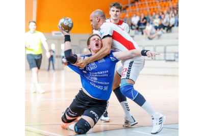 Einheit gewinnt trotz roter Karte Westsachsen-Derby