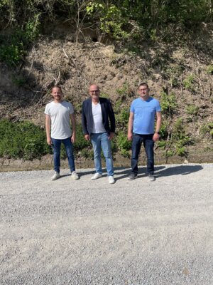 V.l.n.r: Matthias Vogl (Fa. Seebauer) Erster Bürgermeister Maximilian Beer, Volker Schneeberger (Bauamt)