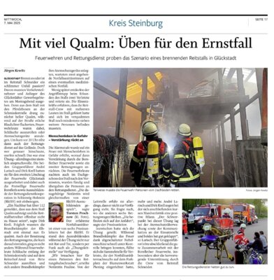 Foto zur Meldung: Mit viel Qualm: Üben für den Ernstfall