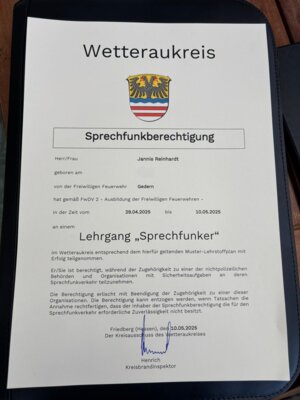 +++Ausbildung Sprechfunker bestanden+++ (Bild vergrößern)