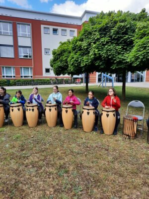 Trommelauftritt der Klasse 4b