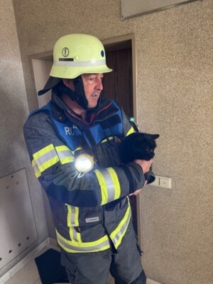 Brand in Mehrfamilienhaus