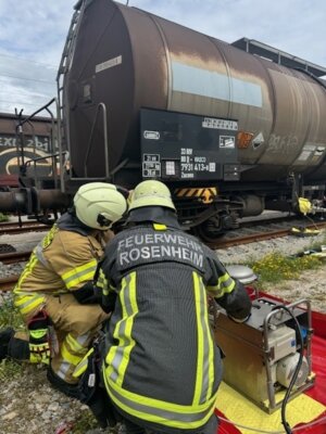 Neun Stunden Gefahrguteinsatz am Bahnhof Rosenheim