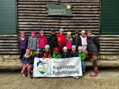 Waldprojekt im Kindergarten „Zwei-Burgen-Stadt“ (Bild vergrößern)