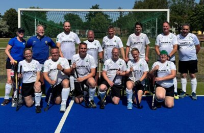 HCKW Schlossgeister laden ein – Eltern-Hockeyturnier wird zum Sommermärchen
