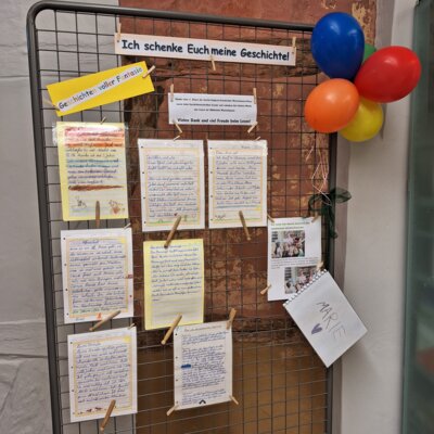 Foto zur Meldung: Ausstellung in der Bibliothek Wusterhausen 
