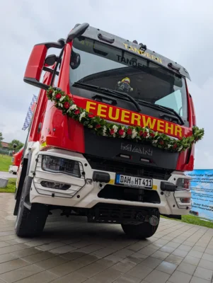 Fahrzeugsegnung und Sommerfest (Bild vergrößern)