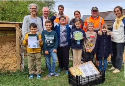 Grundschule Hollstadt-Wollbach erhält Auszeichnung für Naturschutzprojekt