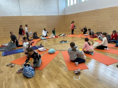 Entspannungstraining für die Klassen 3 und 4 (Bild vergr&ouml;&szlig;ern)