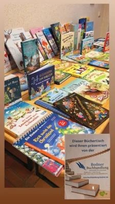 Bücherausstellung (Bild vergr&ouml;&szlig;ern)