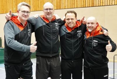 Olaf Suhr (v.li.), Stefan Theen, Christopher Brust und Bernd Figura machten die Herbstmeisterschaft perfekt