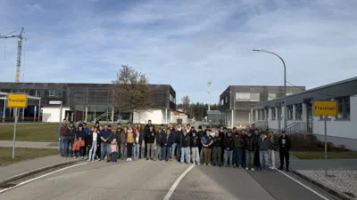 Ausflug der Jugendfeuerwehr zur Staatlichen Feuerwehrschule Geretsried