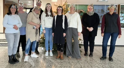 Foto zur Meldung: Das Kollegium wünscht Ihnen frohe Weihnachten Foto zur Meldung: Das Kollegium wünscht Ihnen frohe Weihnachten
