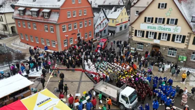 Narrenbaumstellen vom 11.01.2026 (Bild vergr&ouml;&szlig;ern)