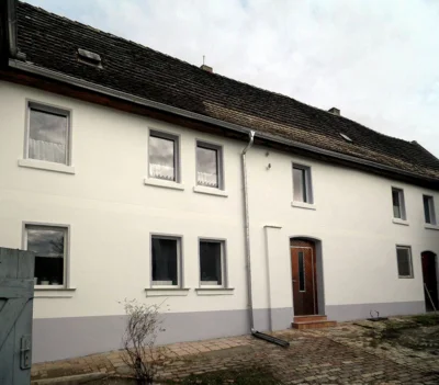 Sanierte Fassade am BERGHOF in Zappendorf im Glanz von 1940. (Bild vergr&ouml;&szlig;ern)