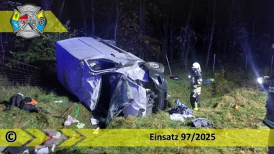 Einsatz 97/2025 | Kleintransporter in Graben | BAB 12 AS Storkow - AS Fürstenwalde/West (Bild vergr&ouml;&szlig;ern)