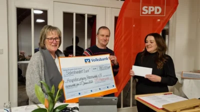 Spende der SPD Harsewinkel (Bild vergr&ouml;&szlig;ern)