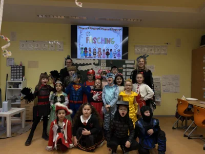 Meldung: Fasching in Klasse 1