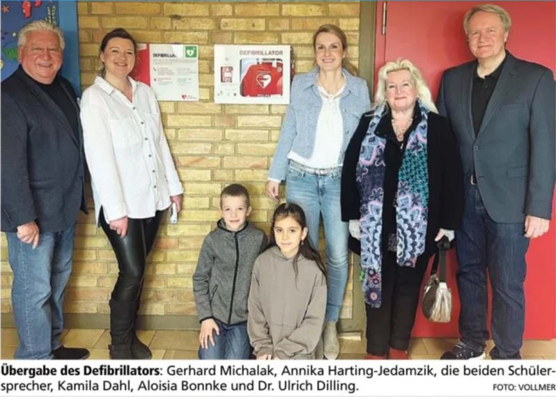 Joseph-Mller-Schule - Grundschule Gro Dngen - Defibrilator in Betrieb  genommen