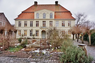 Der Heimatverein besuchte das Kreismuseum Plön