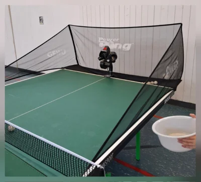 Ballmaschine sorgt für viel Spaß (Bild vergr&ouml;&szlig;ern)