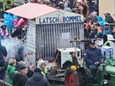 Hirschfelder dreifach beim Karneval vertreten (Bild vergr&ouml;&szlig;ern)