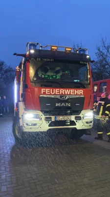 Neues Einsatzfahrzeug für die Feuerwehr (Bild vergr&ouml;&szlig;ern)