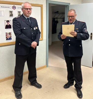 Beförderung Olaf Troschke (Bild vergr&ouml;&szlig;ern)