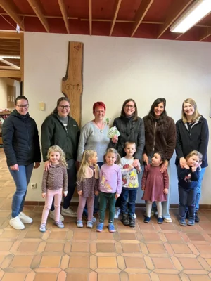 Kindersachenbasar (Bild vergr&ouml;&szlig;ern)