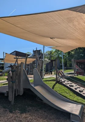 Meldung: Sonnensegel für Spielplatz