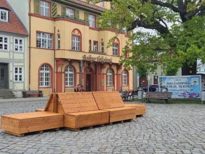 Neue Stadtmöbel für den Kyritzer Marktplatz
