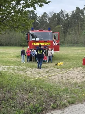 +++ Brandschutzerziehung mit Begeisterung – Drei Wochen voller spannender Projekttage an der Grundschule Glienick +++ (Bild vergr&ouml;&szlig;ern)