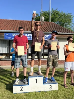 Sieger im 10 km-Hauptlauf Max Leinweber