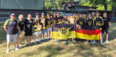 Mäxi Kimmel, Maati Voigt und Thomas Kammerer im Trainerteam waren vom HCM am Ball (Bild vergr&ouml;&szlig;ern)