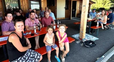 Meldung: Geselliges Grillfest