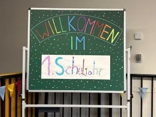 Herzlich willkommen, liebe Eisbären und Pinguine! (Bild vergr&ouml;&szlig;ern)