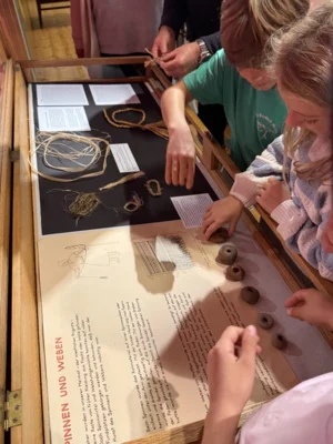 Geschichte zum Anfassen – auf Zeitreise im Perleberger Museum (Bild vergr&ouml;&szlig;ern)