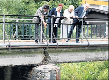 Foto zu Meldung: Brücken verbinden – und bereiten Sorgen:Amtsbrücke in Rübeland begehbar, Bahnhofsknotenpunkt für 2012 im Plan, Philosophenbrücke problematisch