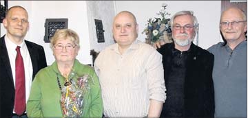 Foto zu Meldung: Partei- und Ortschefin gibt gesellschaftlichem Engagement ein Gesicht / SPD-Ortsverein Elbingerode sagt Stadtchef Unterstützung zu / Ehrung für Vorsitzende Monika Badstübner