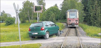 Foto zu Meldung: Biker verletzt sich schwer – Auto stößt an Triebwagen - Polizei registriert zwei Unfälle und misst bei Elbingerode die Geschwindigkeit von 866 Fahrern, zwölf sind zu schnell
