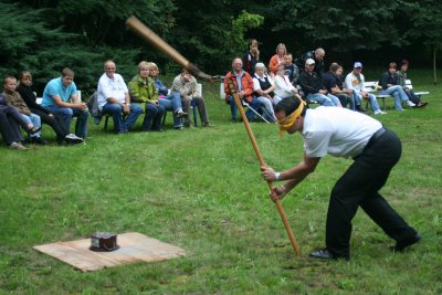 Hahnschlagen in Schmogrow (Bild vergr&ouml;&szlig;ern)
