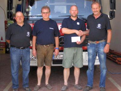 Foto zur Meldung: Feuerwehrkameraden helfen Feuerwehrkameraden 