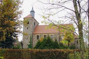Alte Kirche wird wieder zu einem Mittelpunkt im Dorfleben