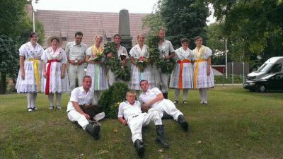 Hahnrupfen in Werben (Bild vergr&ouml;&szlig;ern)