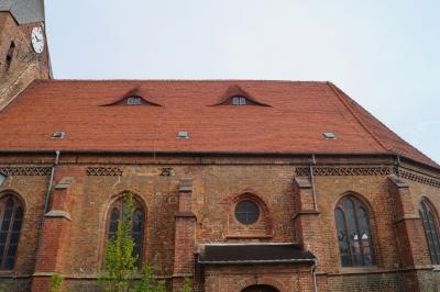 Foto zur Meldung: Dachsanierung des Kirchenschiffes